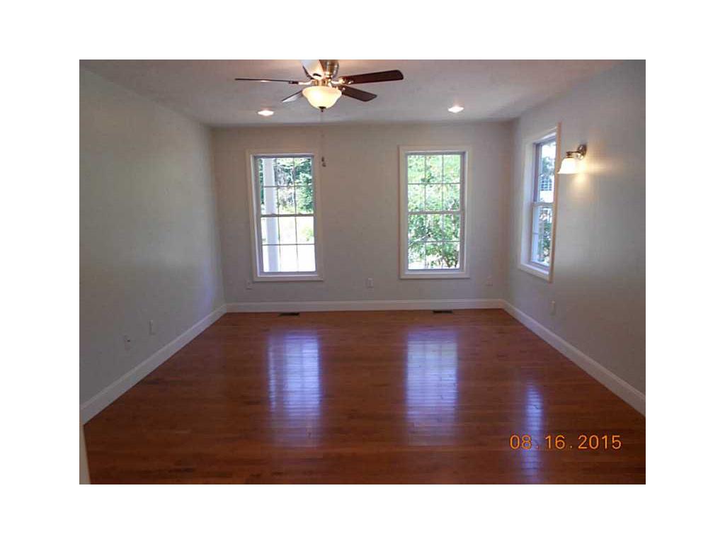 130 Gauthier Dr, Woonsocket, RI 02895 photo 8