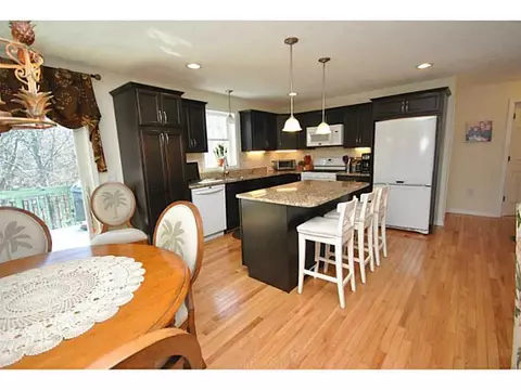 28 Coastwind Dr, Westerly, RI 02891 photo 7