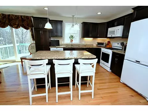 28 Coastwind Dr, Westerly, RI 02891 photo 9