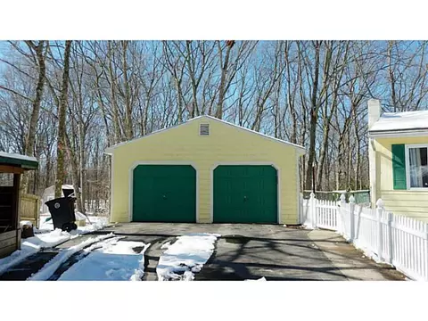 4 Frances Ct, Coventry, RI 02816 photo 14