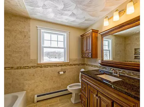 30 Levesque St, Warwick, RI 02886 photo 14