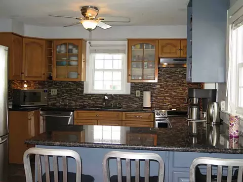 9 Friendly Dr, Warwick, RI 02888 photo 9