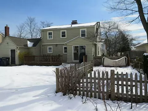 9 Friendly Dr, Warwick, RI 02888 photo 25