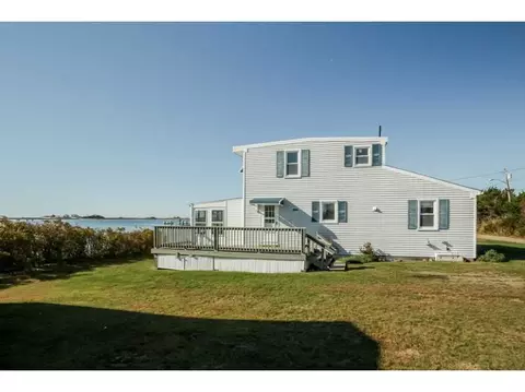 17 Shell Dr, Westerly, RI 02891 photo 4