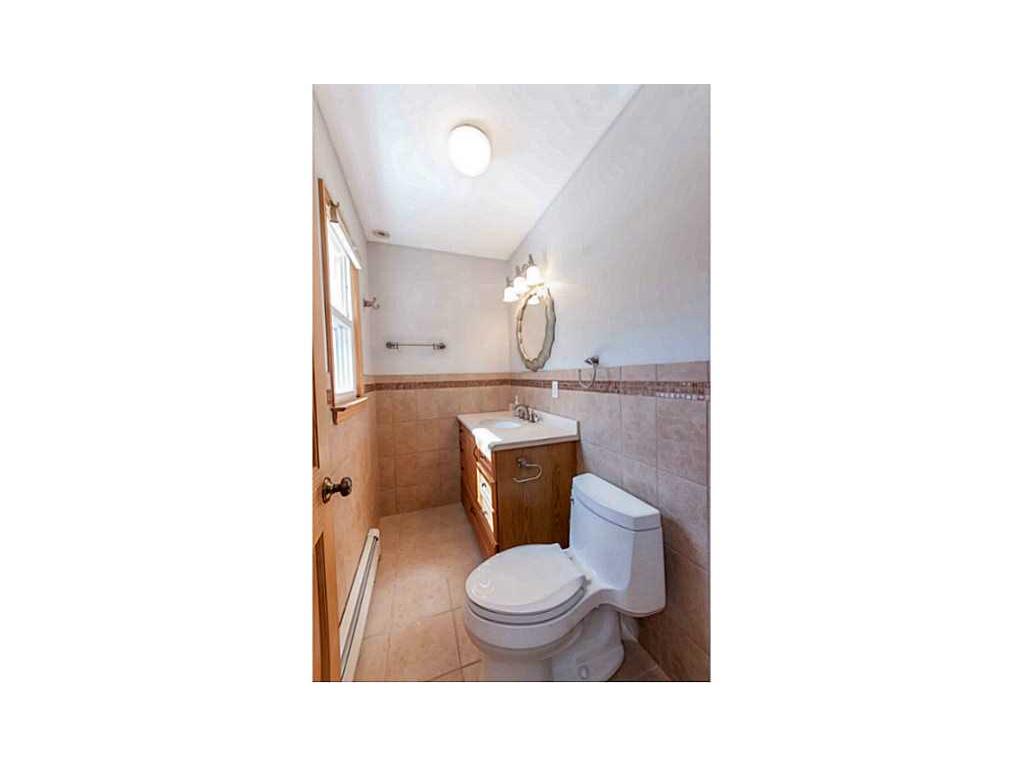 39 Robin Hollow Ln, Westerly, RI 02891 photo 19