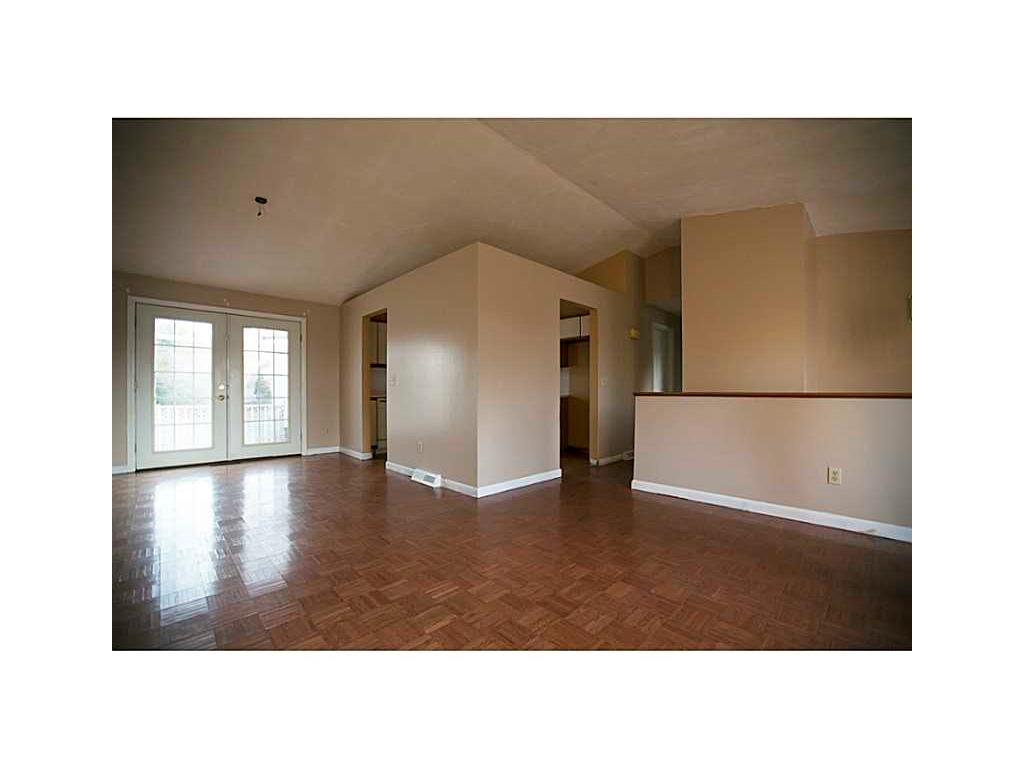 10 Wingate Ct, Warwick, RI 02888 photo 8
