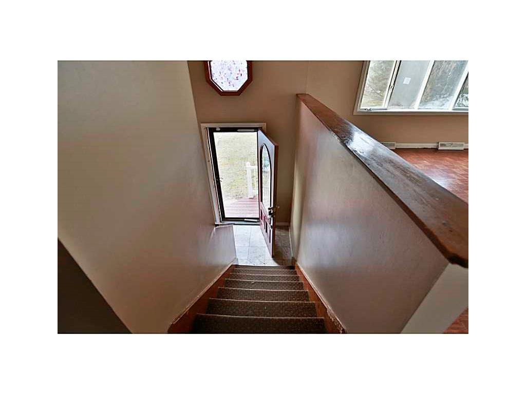 10 Wingate Ct, Warwick, RI 02888 photo 14