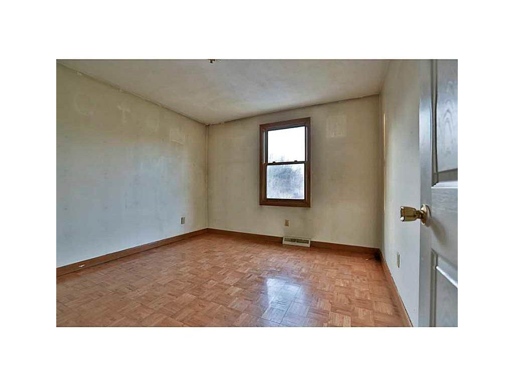 10 Wingate Ct, Warwick, RI 02888 photo 11
