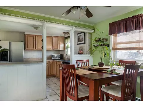 83 Metropolitan Dr, Warwick, RI 02886 photo 6