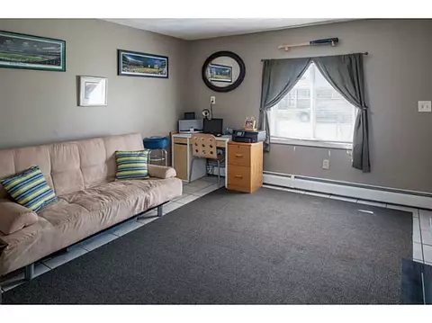83 Metropolitan Dr, Warwick, RI 02886 photo 11
