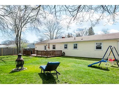 83 Metropolitan Dr, Warwick, RI 02886 photo 15