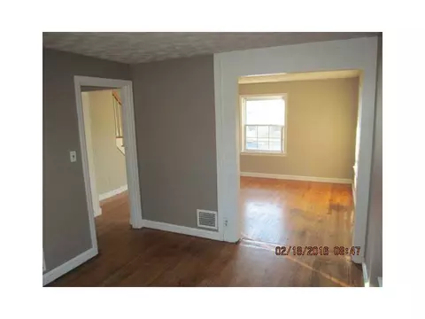 169 Vera St, Warwick, RI 02886 photo 11