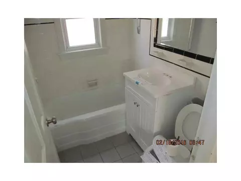 169 Vera St, Warwick, RI 02886 photo 9