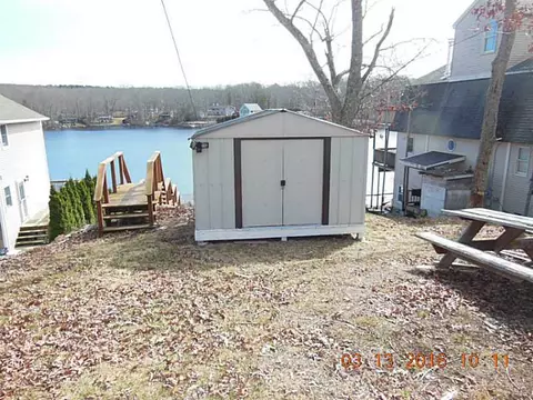 44 W Shore Dr, Exeter, RI 02822 photo 3