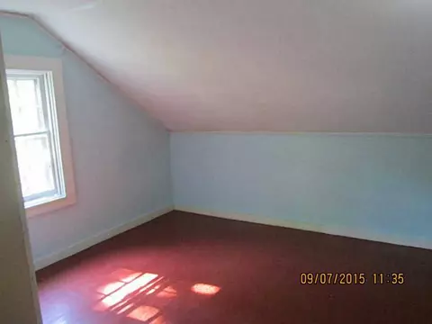 87 Tollgate Rd, Warwick, RI 02886 photo 14