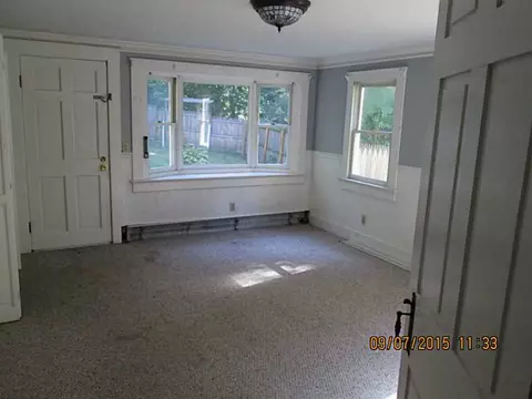87 Tollgate Rd, Warwick, RI 02886 photo 12