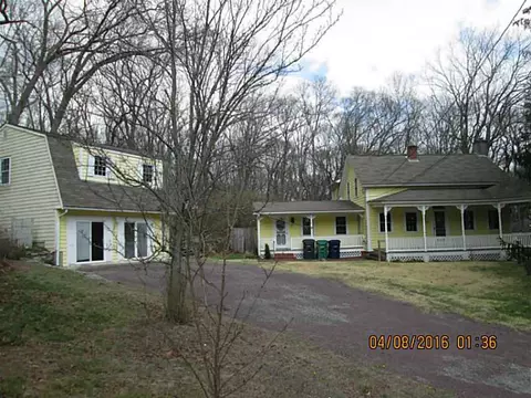 87 Tollgate Rd, Warwick, RI 02886 photo 5