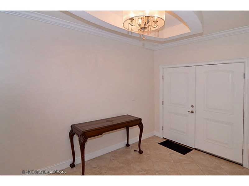 3950 Post Rd, Warwick, RI 02886 photo 2