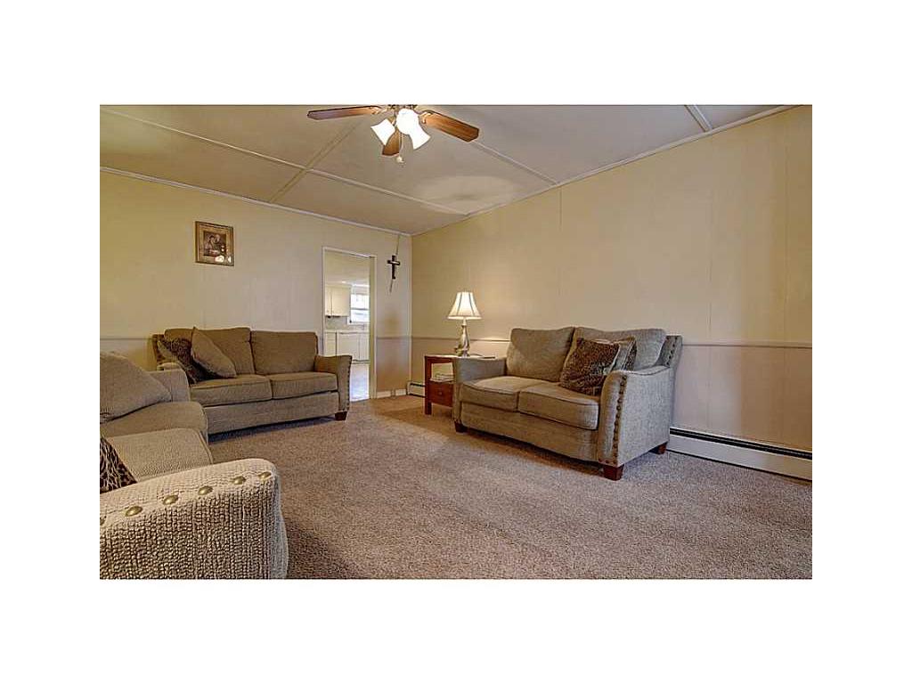 95 Thomas St, Woonsocket, RI 02895 photo 6