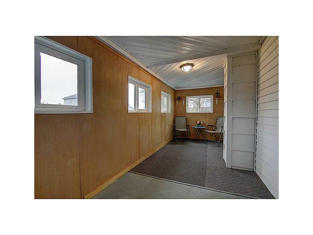 95 Thomas St, Woonsocket, RI 02895 photo 18