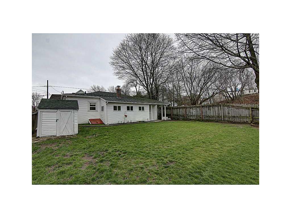 95 Thomas St, Woonsocket, RI 02895 photo 24