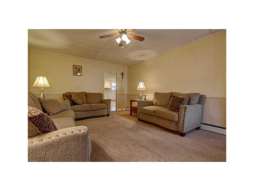 95 Thomas St, Woonsocket, RI 02895 photo 5