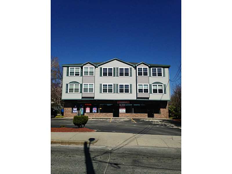 66 Social St, Woonsocket, RI 02895 photo 1