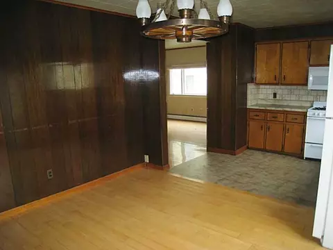 476 Montaup St, Fall River, MA 02724 photo 7