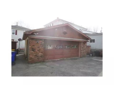 476 Montaup St, Fall River, MA 02724 photo 8