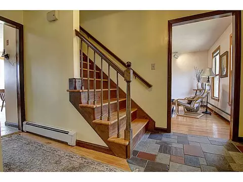 116 Forest St, Franklin, MA 02038 photo 2