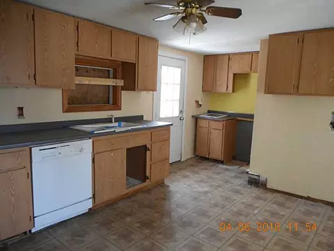 646 Main St, Coventry, RI 02816 photo 4