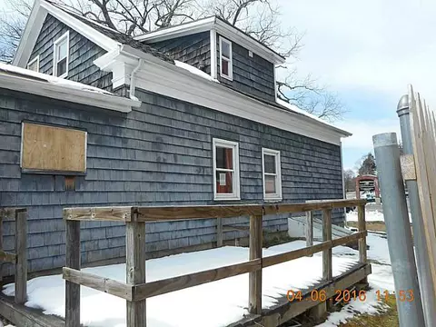 646 Main St, Coventry, RI 02816 photo 2