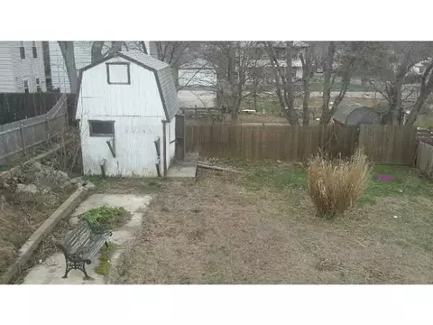 47 Willow St, Coventry, RI 02816 photo 3