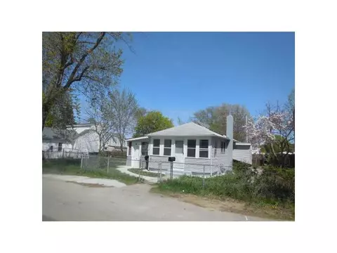 30 Huron St, Warwick, RI 02889 photo 1