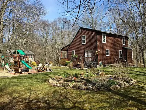 28 Tarbox Dr, Exeter, RI 02822 photo 4
