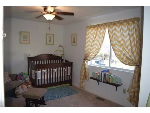 18 Mary Beth Dr, Warwick, RI 02886 photo 15