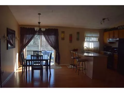 18 Mary Beth Dr, Warwick, RI 02886 photo 6
