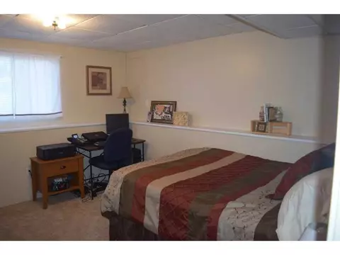 18 Mary Beth Dr, Warwick, RI 02886 photo 17