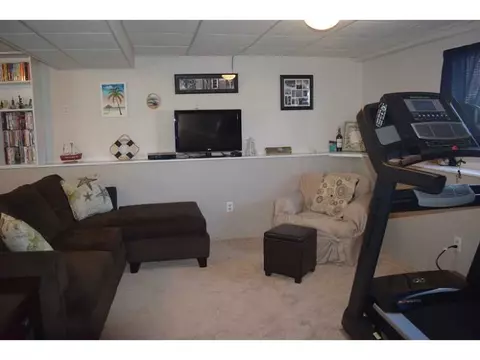 18 Mary Beth Dr, Warwick, RI 02886 photo 23