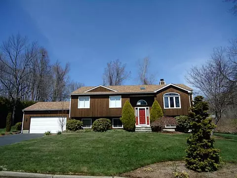 39 Fox Run, Cranston, RI 02921 photo 1