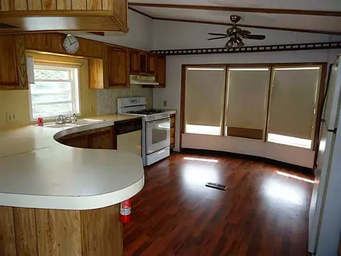 74 Wright Way, Coventry, RI 02816 photo 4