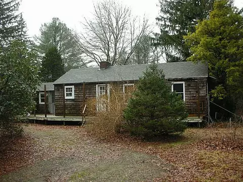 227 New Rd, Exeter, RI 02822 photo 1