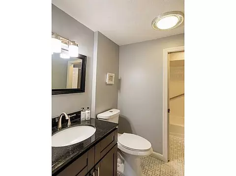 22 Eagle Run #D, East Greenwich, RI 02818 photo 14
