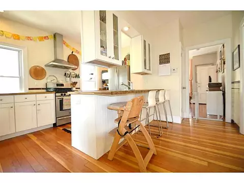 44 Hudson St, Providence, RI 02909 photo 9