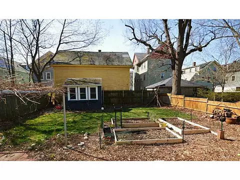 44 Hudson St, Providence, RI 02909 photo 3