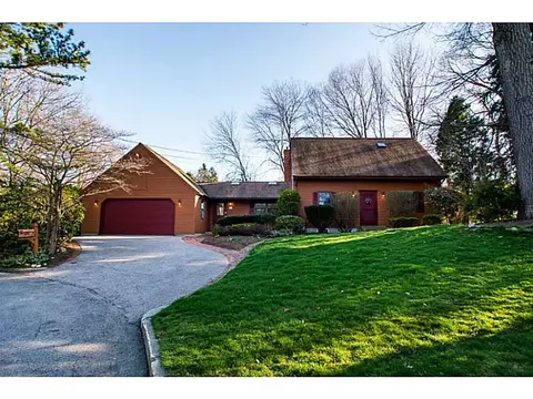 175 Sage Dr, Warwick, RI 02886 photo 1
