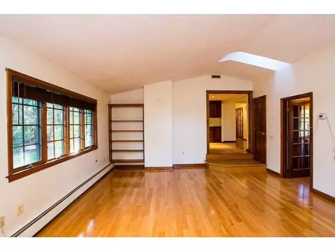 175 Sage Dr, Warwick, RI 02886 photo 4