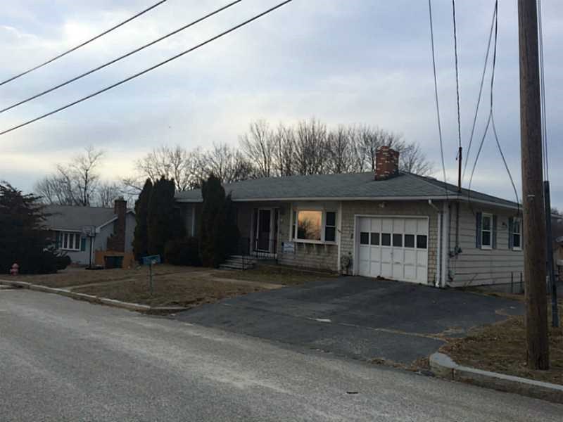 70 Carey Ct, Woonsocket, RI 02895 photo 1
