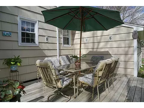 94 Haley Rd, Warwick, RI 02889 photo 18