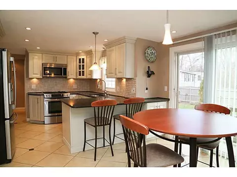 94 Haley Rd, Warwick, RI 02889 photo 7